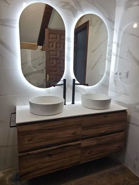 Baño Principal — Mármol y Roble — foto 2