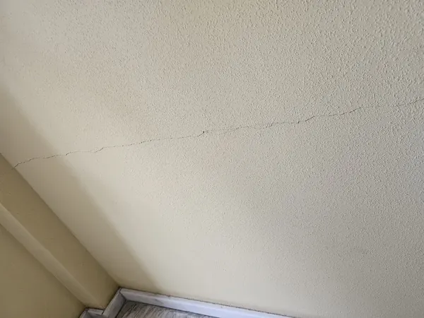 Reparación de Grietas — Portal — foto 3