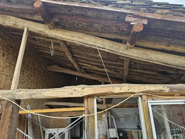 Refuerzo de Estructura y Cubierta — foto 2